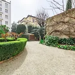 Central And Cosy Pied-A-Terre W/ Free Parking
